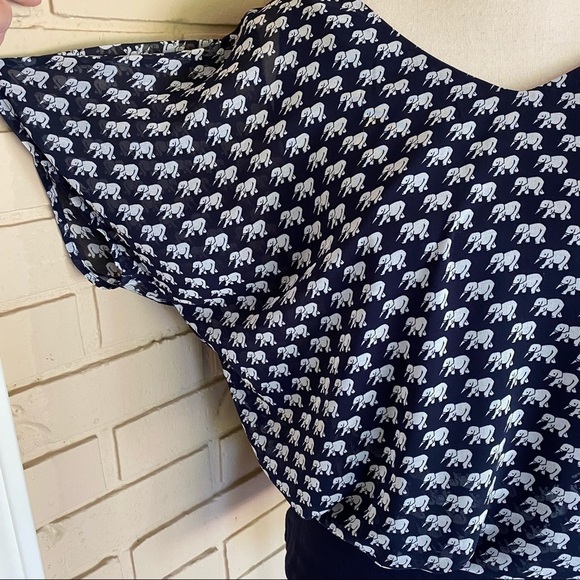 CABI Parade Blouse Elephant Print Dolman Sleeve - Picture 5 of 11